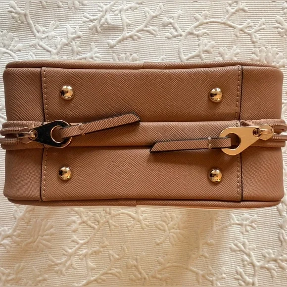 Calpak Small Clear Cosmetics Case in Caramel - Picture 7 of 16